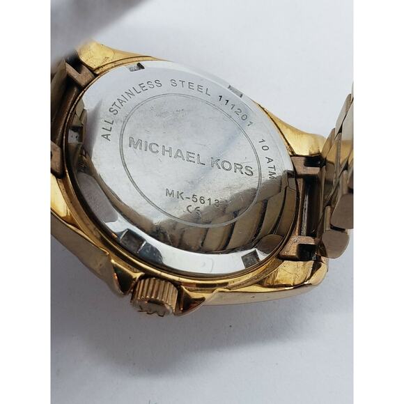 Michael Kors MK-5612 Rose Gold Watch - Picture 6 of 8